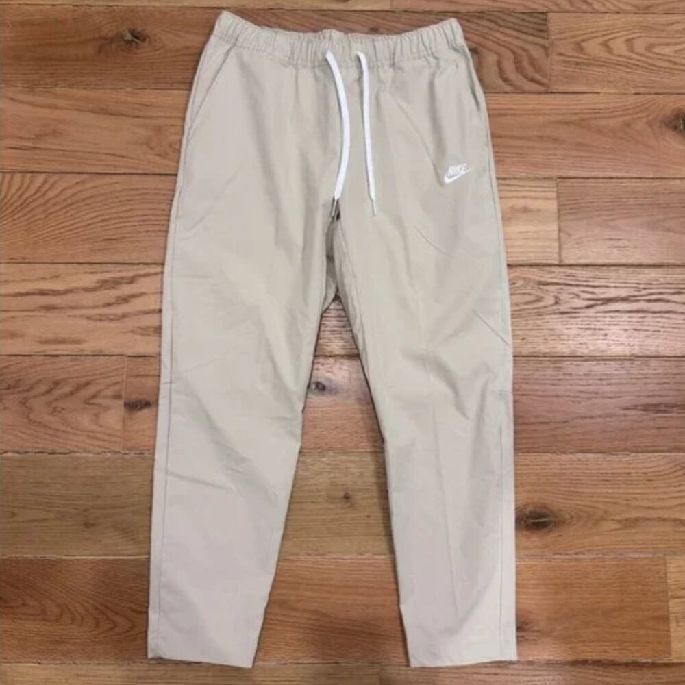 New- With Tags- Nike Sportswear Drawstring Lightweight Pants (L)